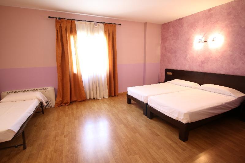 Hotel Alda Tordesillas Bagian luar foto