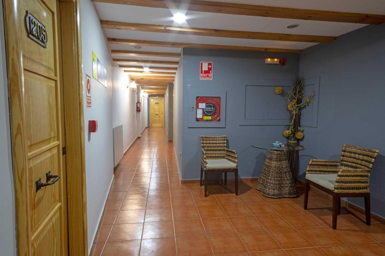 Hotel Alda Tordesillas Bagian luar foto