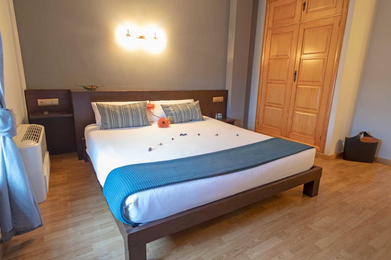 Hotel Alda Tordesillas Bagian luar foto