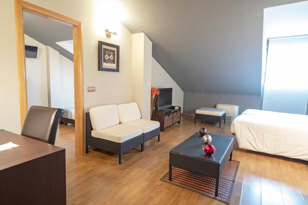 Hotel Alda Tordesillas Bagian luar foto