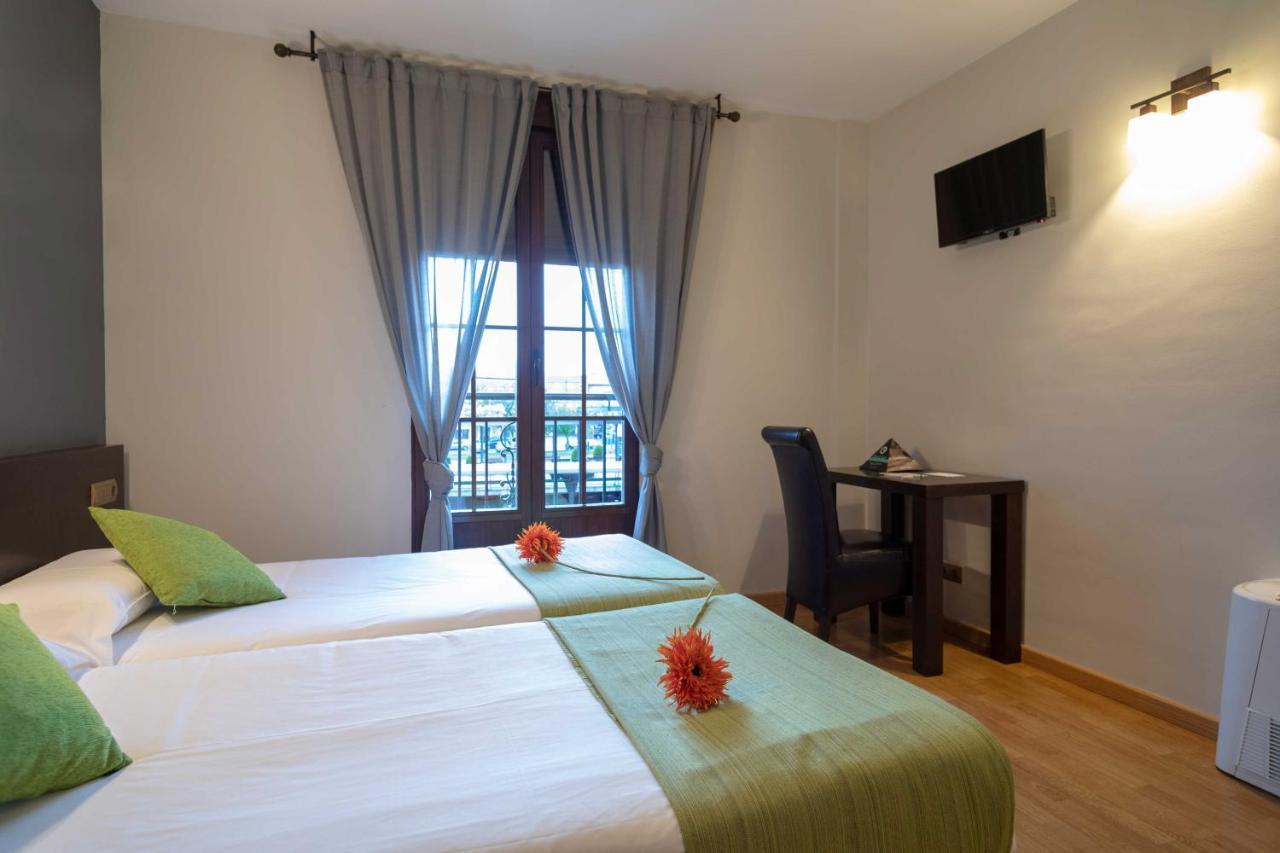 Hotel Alda Tordesillas Bagian luar foto